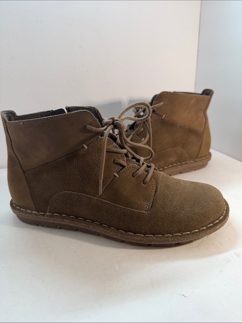 Clarks Olive Brown Suede Lace-Up Ankle Booties